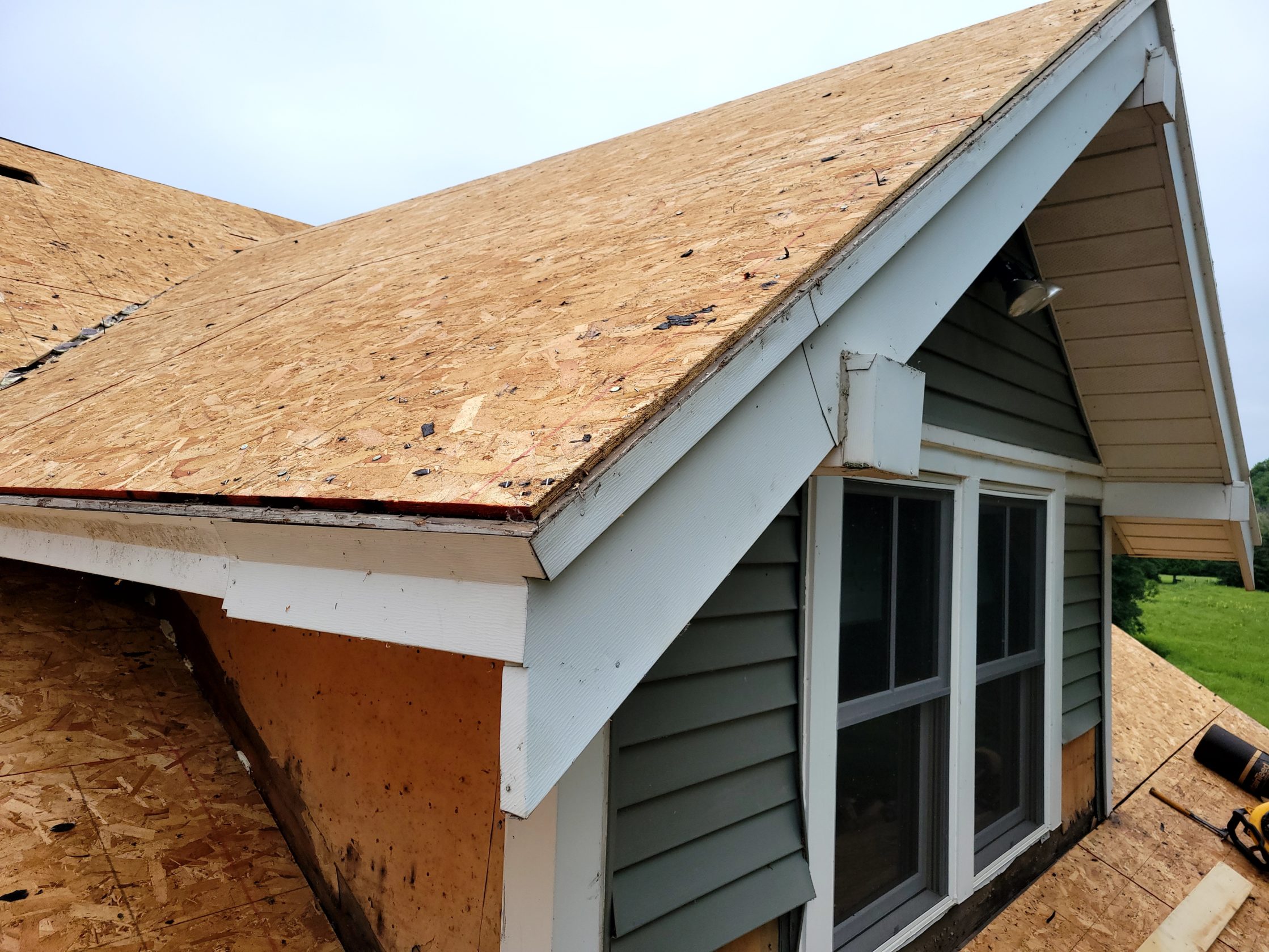 redoing residential roof, wood start